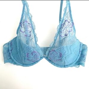 Samantha Chang blue lace bra size 34C